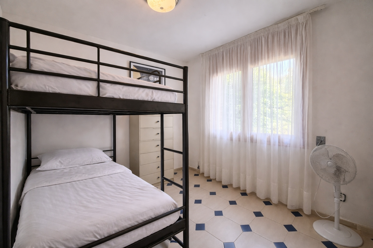 Talo Blanes, Girona, Espanja 4 makuuhuonetta, 235 m2 No. 161017