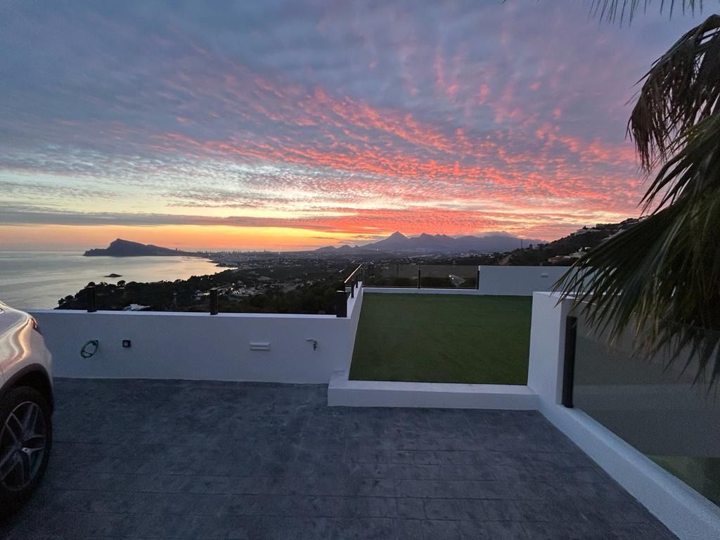 Villa in Altea, Alicante, Spain 5 bedrooms, 560 sq.m. No. 99143