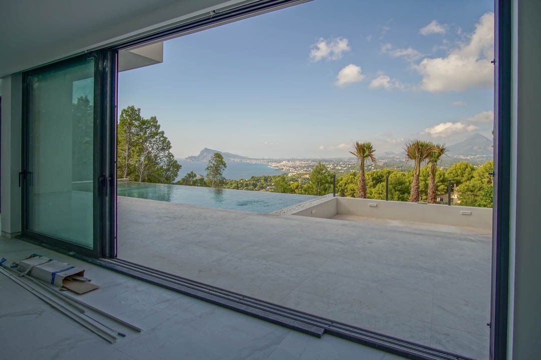 Villa in Altea, Alicante, Spain 5 bedrooms, 560 sq.m. No. 99143