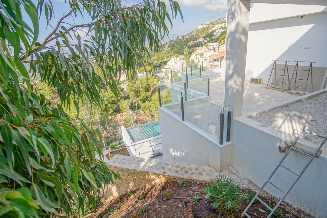 Villa in Altea, Alicante, Spain 5 bedrooms, 560 sq.m. No. 99143