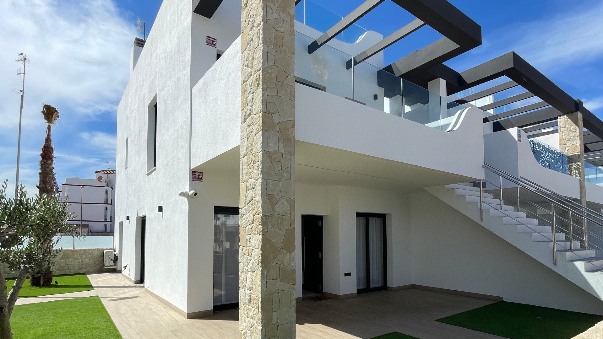 INNOVA SUN in Orihuela, Alicante, Spanien Nr. 167635