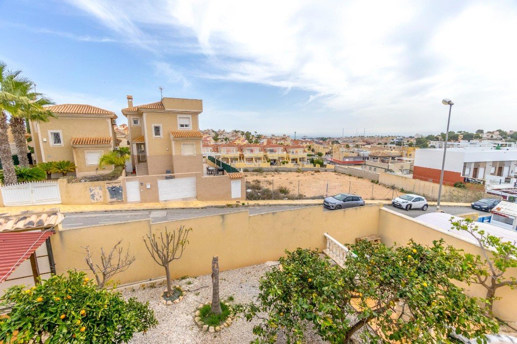 Villa Alicante, Spānijā 4 istabas, 253 m2 Nr. 145191