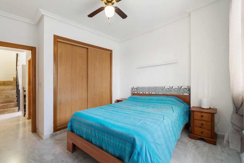 Villa Alicante, Spānijā 4 istabas, 253 m2 Nr. 145191
