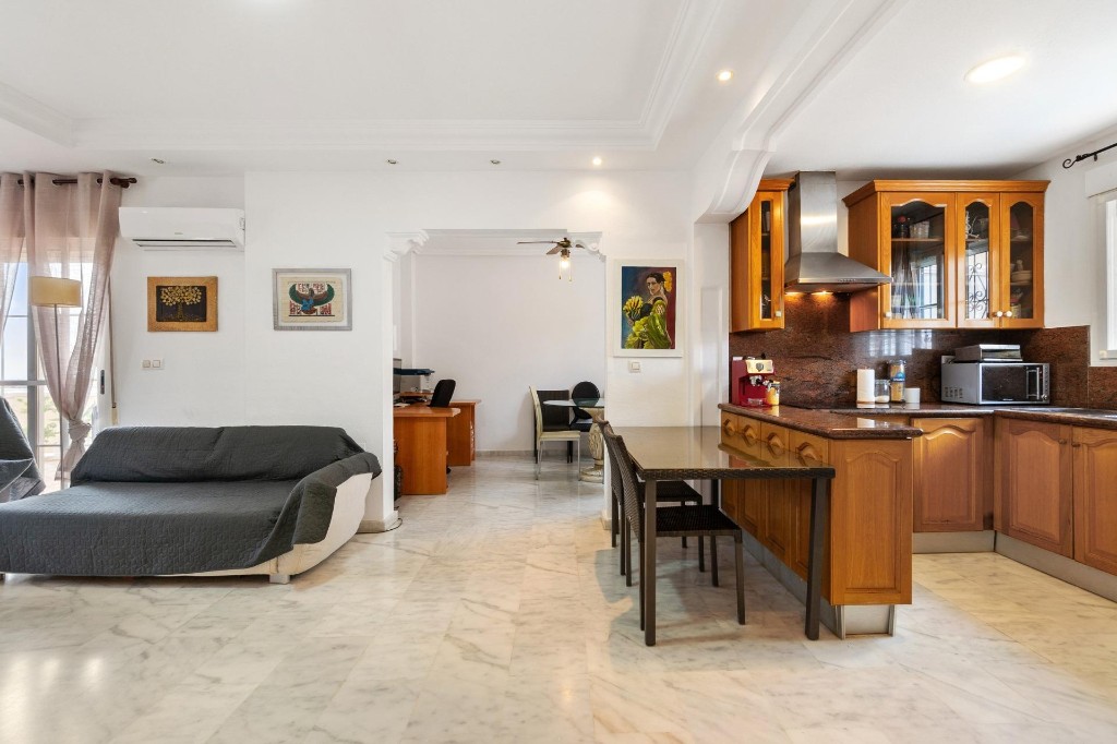 Villa Alicante, Spānijā 4 istabas, 253 m2 Nr. 145191