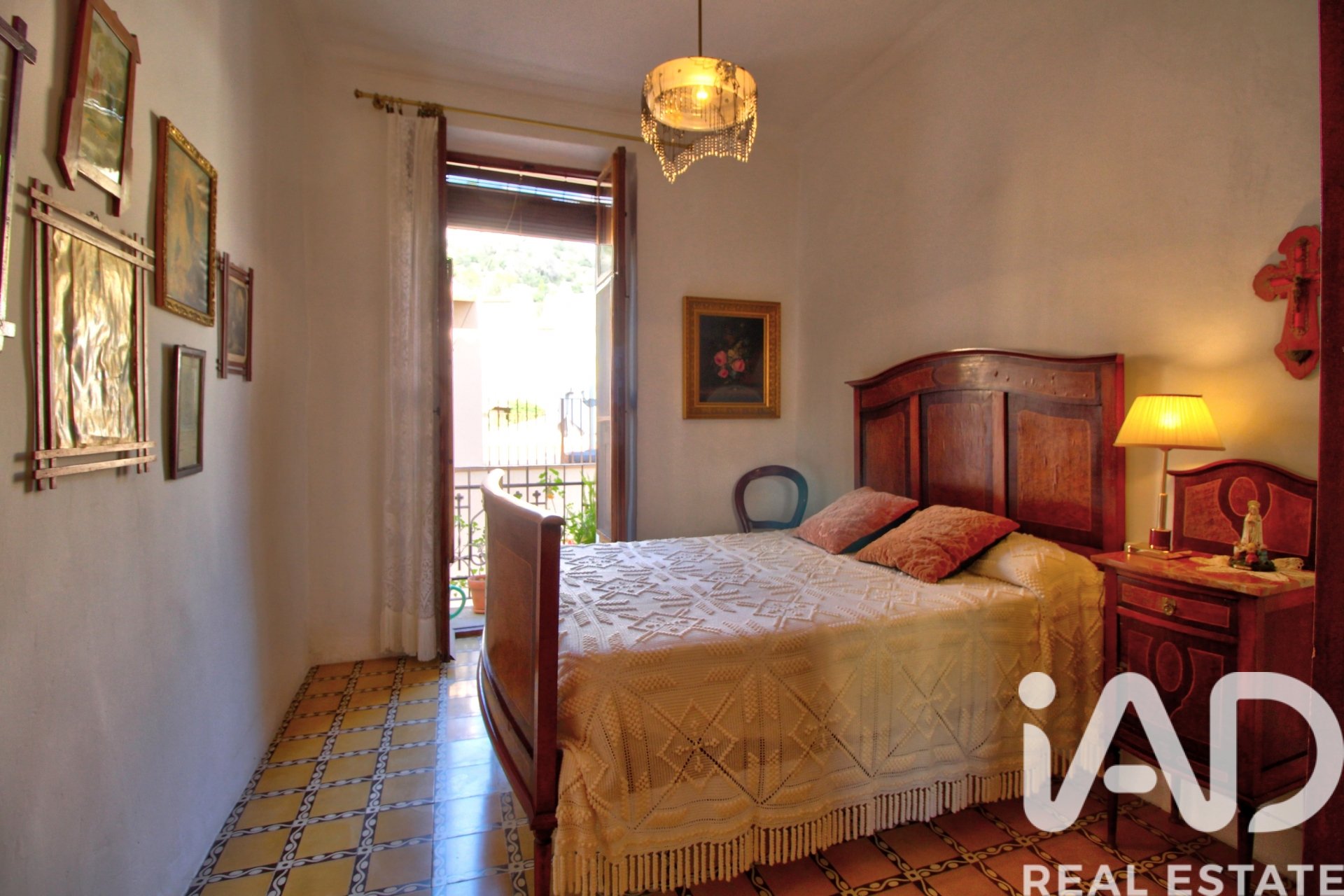 Huvila Valencia, Espanja 5 makuuhuonetta, 227 m2 No. 195866