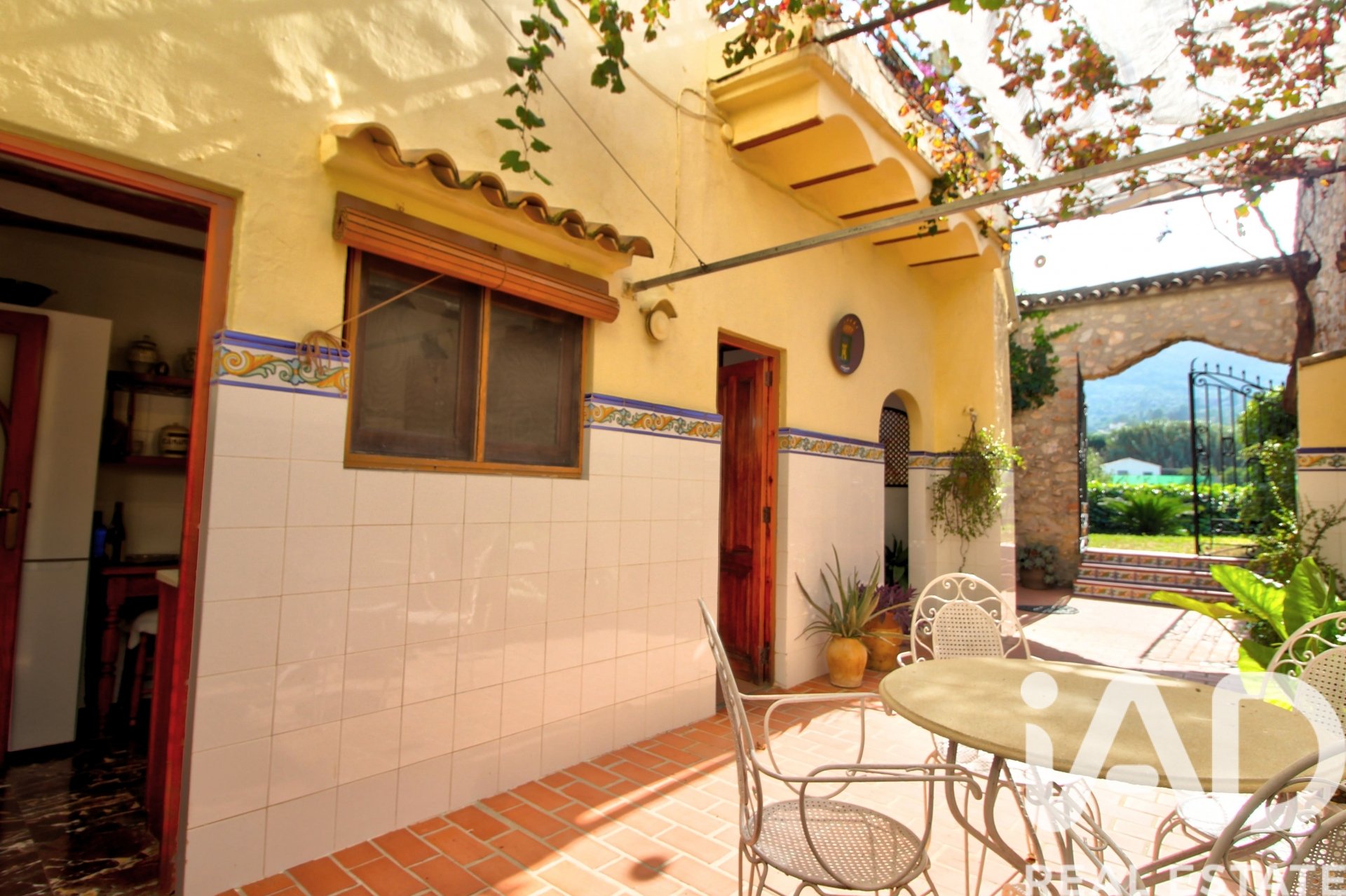 Huvila Valencia, Espanja 5 makuuhuonetta, 227 m2 No. 195866