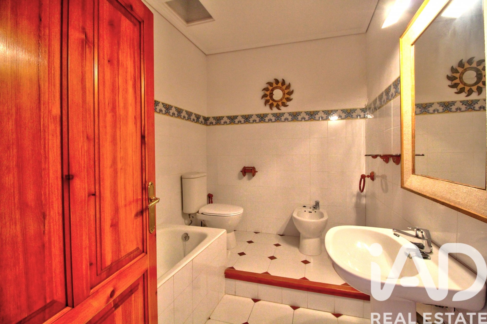 Huvila Valencia, Espanja 5 makuuhuonetta, 227 m2 No. 195866