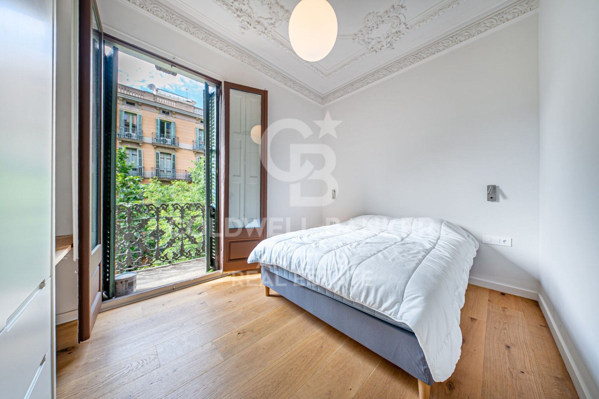 Wohnung in Barcelona, Spanien 4 Schlafzimmer, 129 m2 Nr. 178705