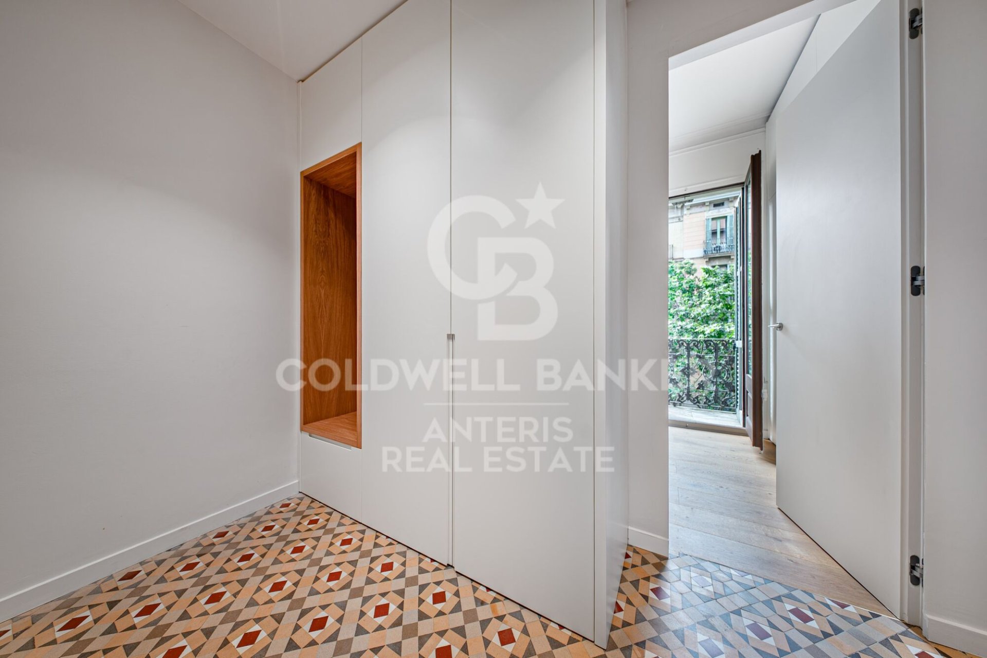 Wohnung in Barcelona, Spanien 4 Schlafzimmer, 129 m2 Nr. 178705