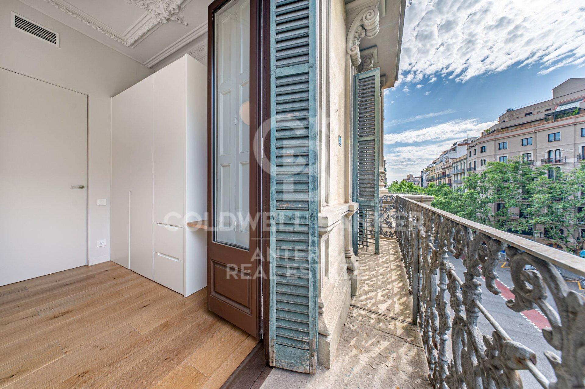 Wohnung in Barcelona, Spanien 4 Schlafzimmer, 129 m2 Nr. 178705
