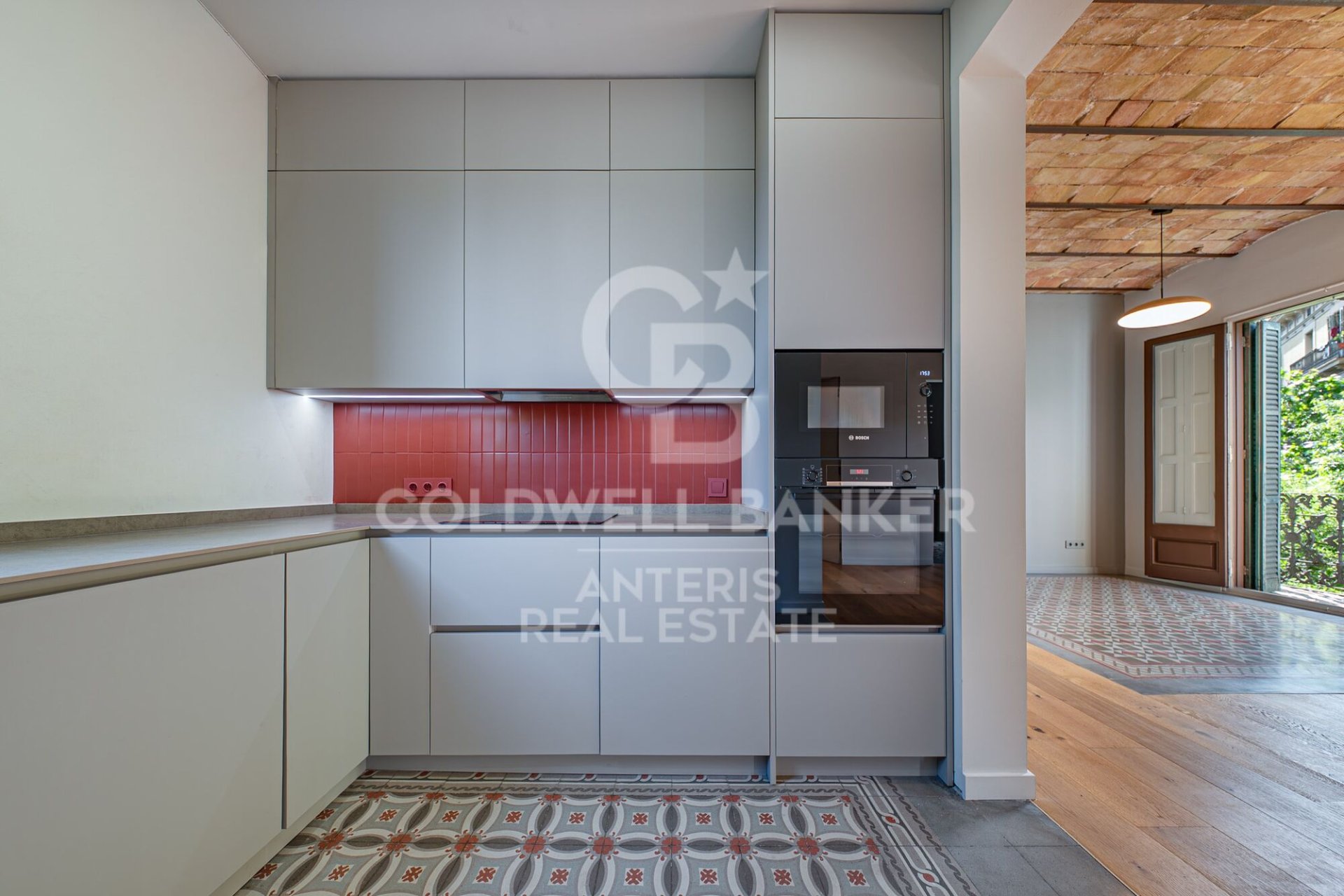 Wohnung in Barcelona, Spanien 4 Schlafzimmer, 129 m2 Nr. 178705