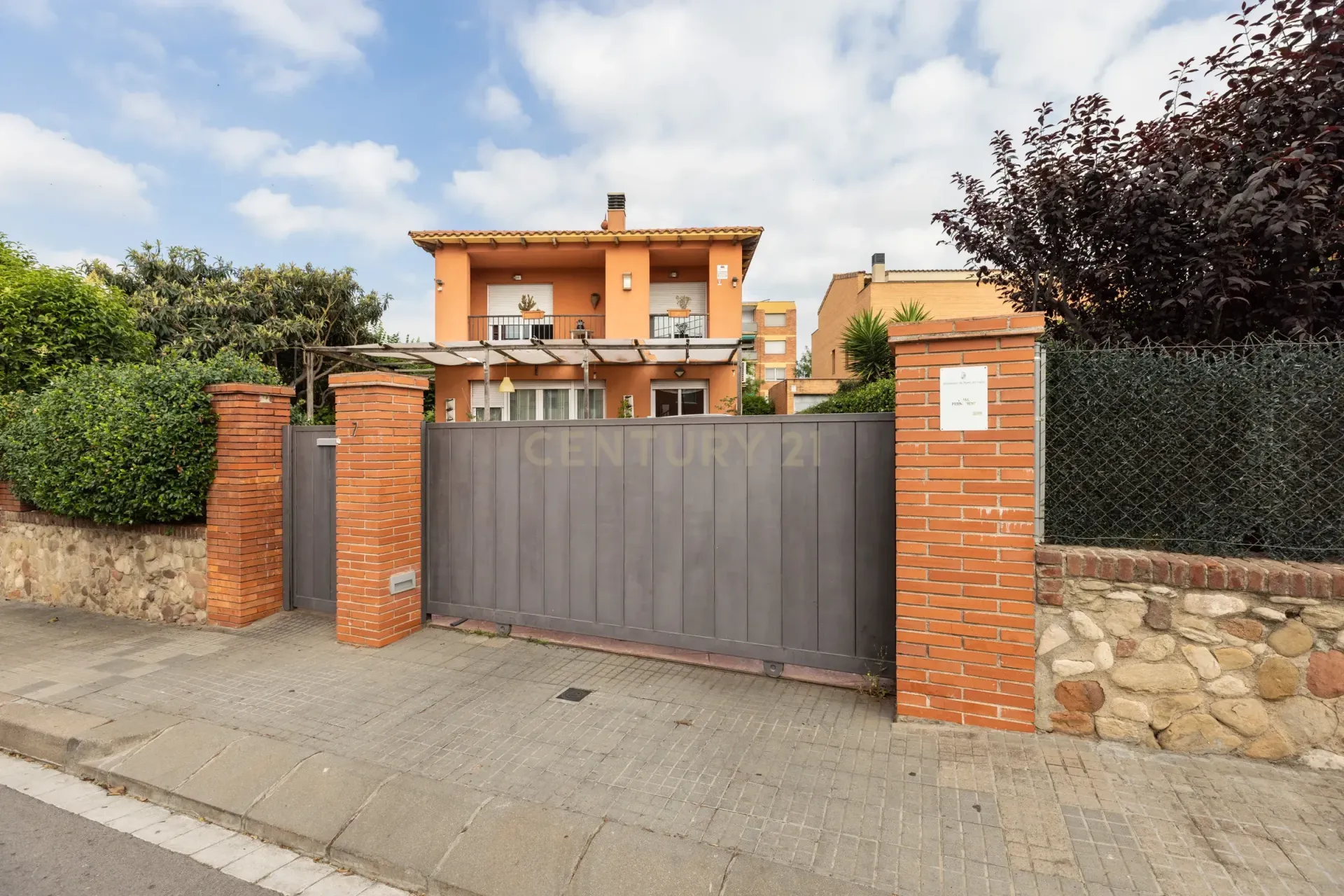Dom w Parets del Vallès, Barcelona, Hiszpania 6 sypialni, 320 mkw. nr 182391