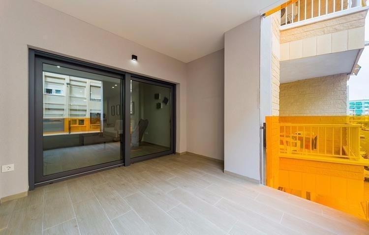 Appartamento a La Mata, Alicante, Spagna 2 camere da letto, 90 mq. N° 109299