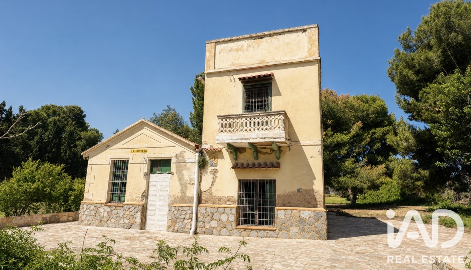 House in Alicante, Spain 12 bedrooms, 478 sq.m. No. 187661