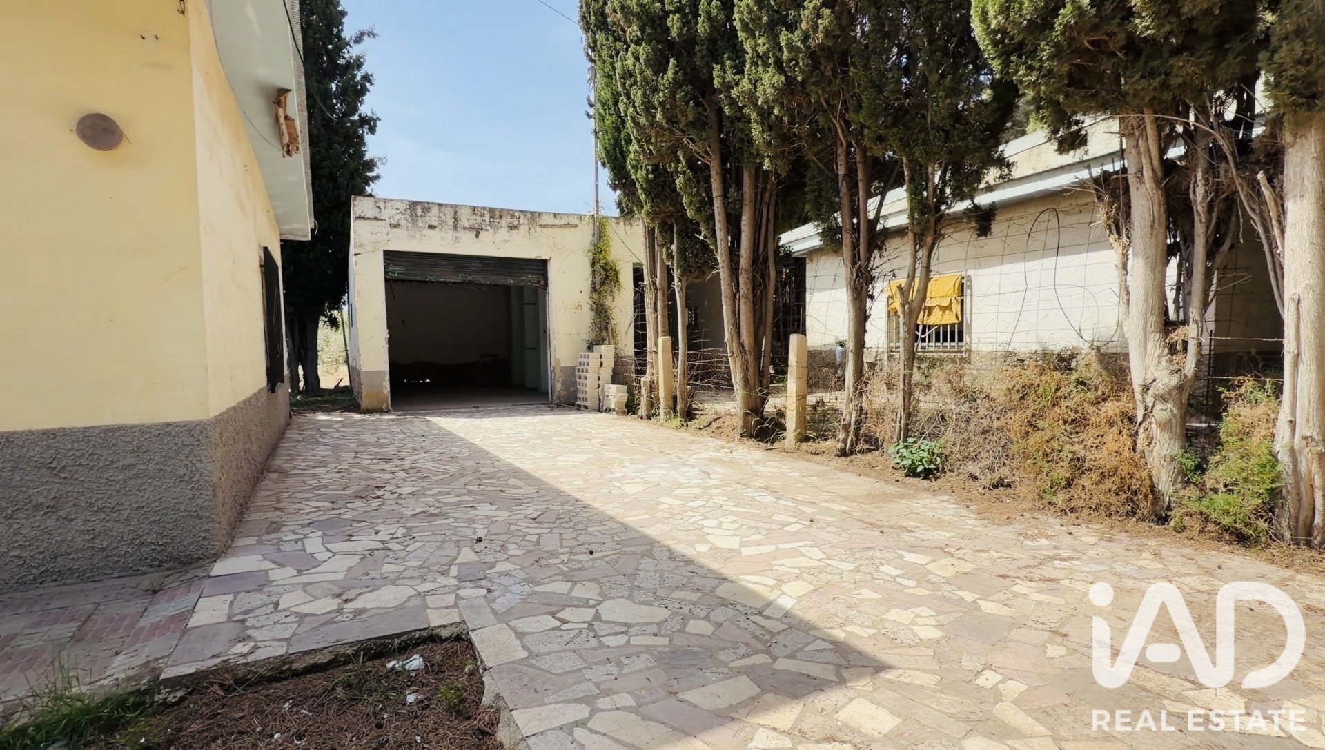 House in Alicante, Spain 12 bedrooms, 478 sq.m. No. 187661