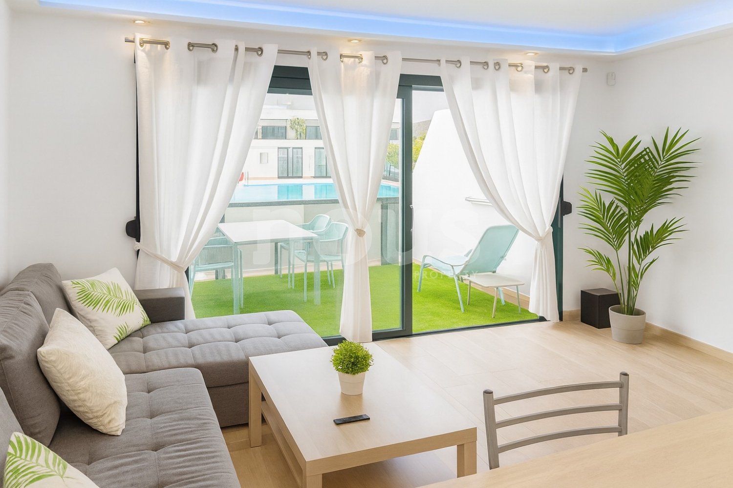 Apartment à Costa del Silencio, Tenerife, Espagne 2 chambres, 52 m2 No. 196295