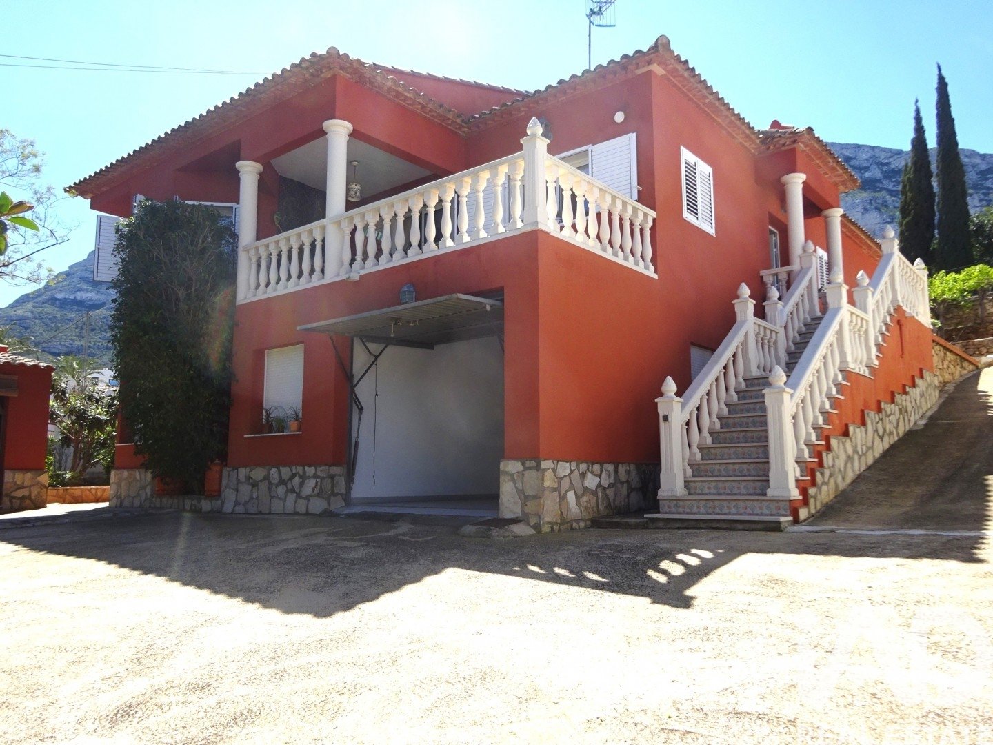 Dom w Denia, Alicante, Hiszpania 3 sypialnie, 215 mkw. nr 152895
