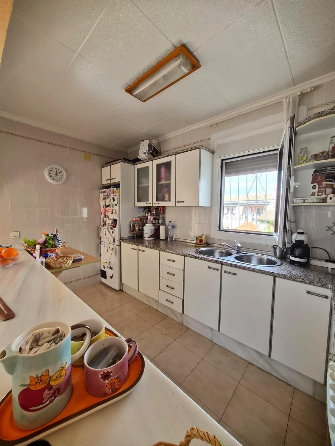 Villa i El Chaparral, Alicante, Spanien 4 sovrum, 220 kvm. Nr. 164446