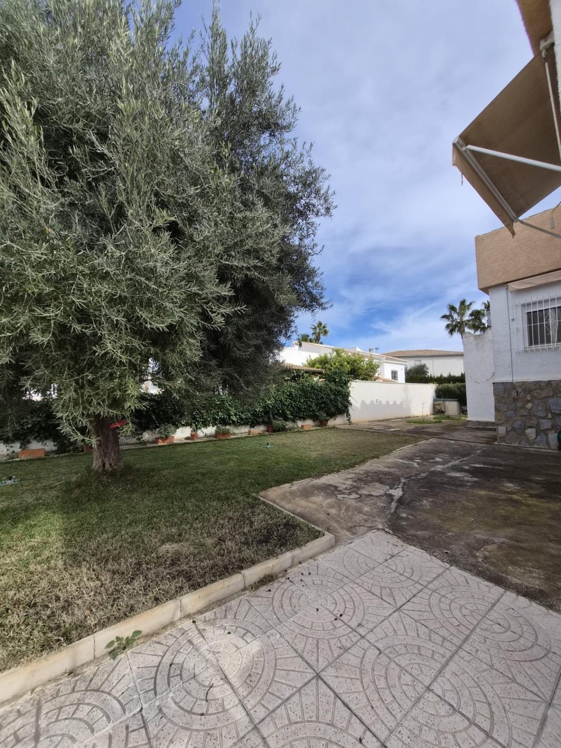Villa i El Chaparral, Alicante, Spanien 4 sovrum, 220 kvm. Nr. 164446