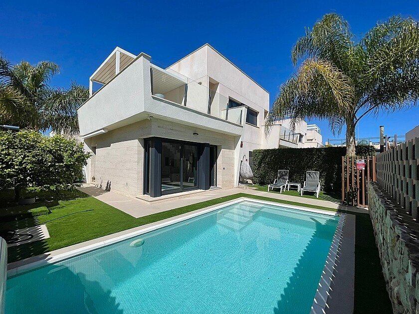 Villa Pilar de la Horadada, Alicante, Spānijā 3 istabas, 136 m2 Nr. 113775