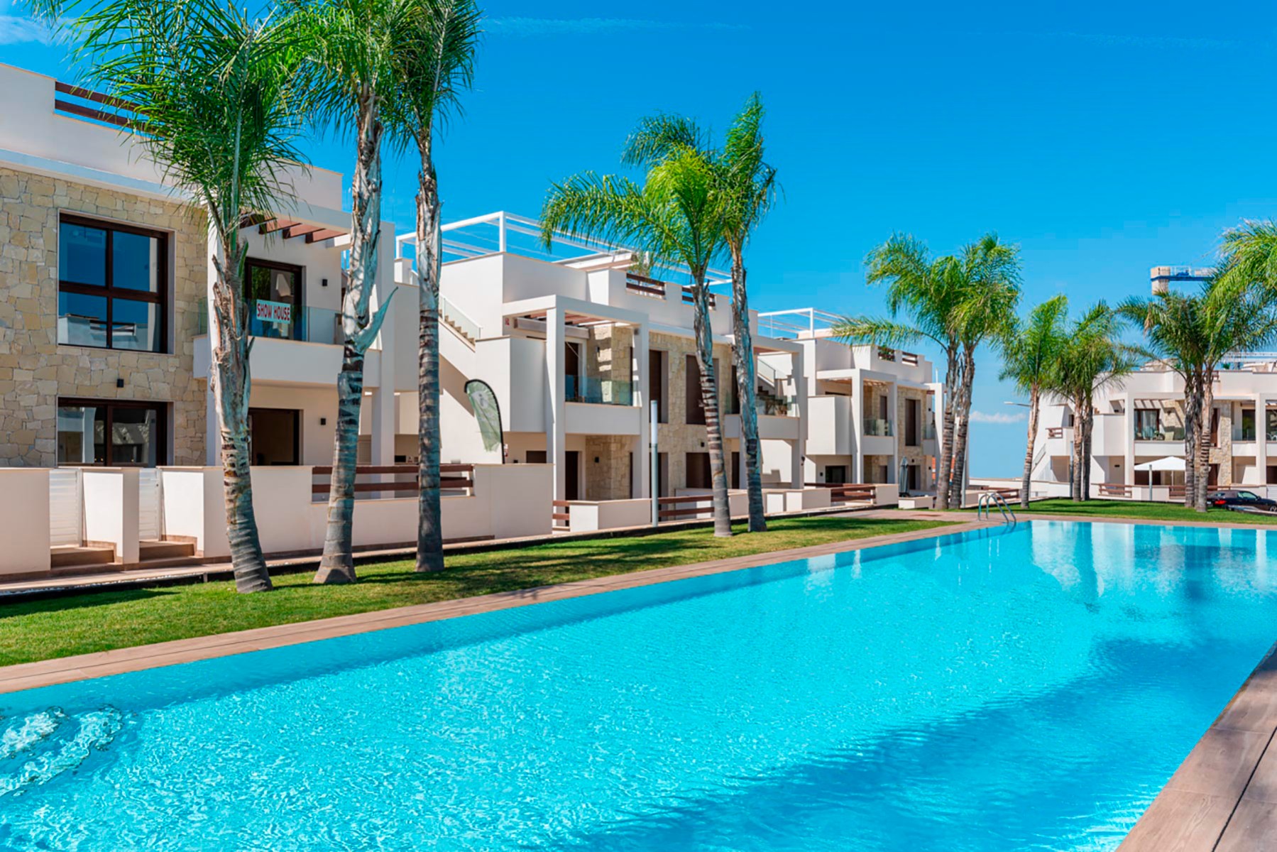 Bungalow in Torrevieja, Alicante, Spain 2 bedrooms, 63 sq.m. No. 76787