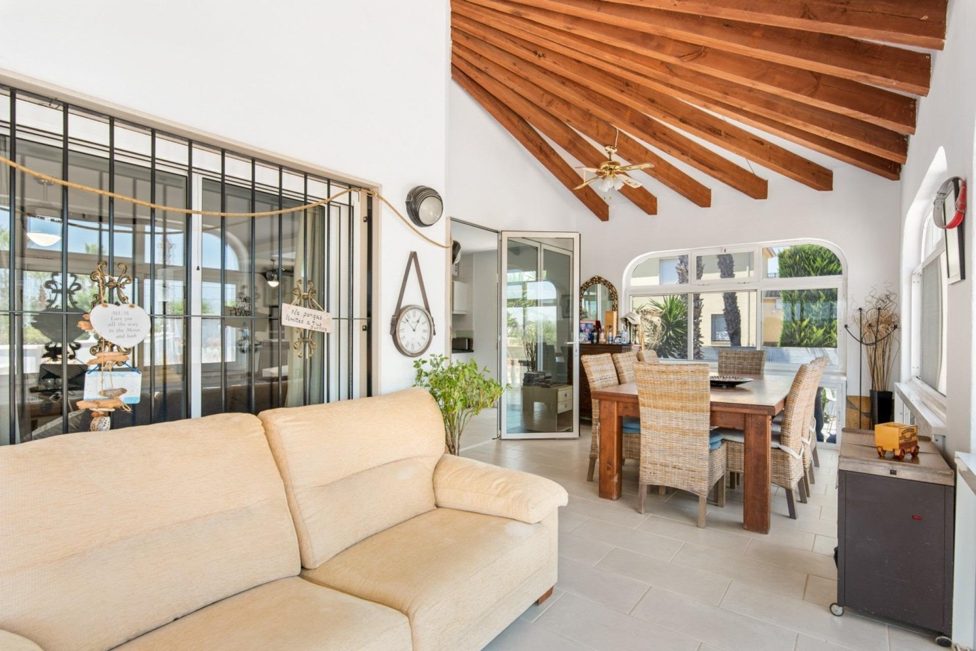 House in Catral, Alicante, Spain 4 bedrooms, 540 sq.m. No. 160647