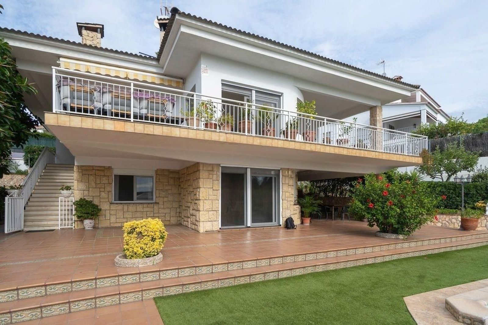 Dom w Lloret de Mar, Girona, Hiszpania 6 sypialni, 423 mkw. nr 168470