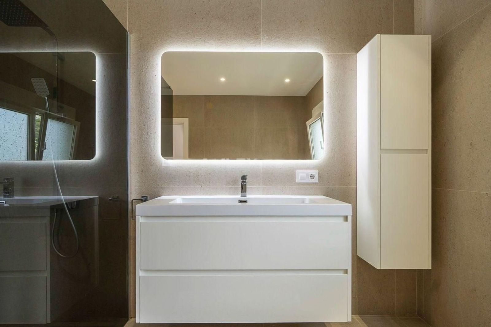 Dom w Lloret de Mar, Girona, Hiszpania 6 sypialni, 423 mkw. nr 168470
