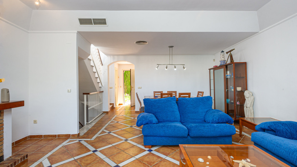 Radhus i Marbella, Malaga, Spanien 3 sovrum, 235 kvm. Nr. 104089