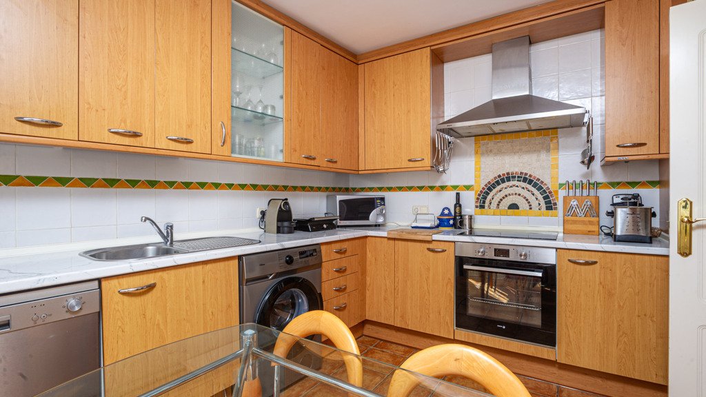 Radhus i Marbella, Malaga, Spanien 3 sovrum, 235 kvm. Nr. 104089