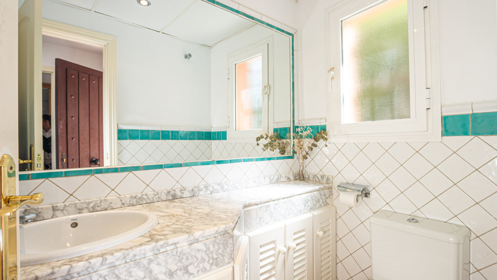 Radhus i Marbella, Malaga, Spanien 3 sovrum, 235 kvm. Nr. 104089