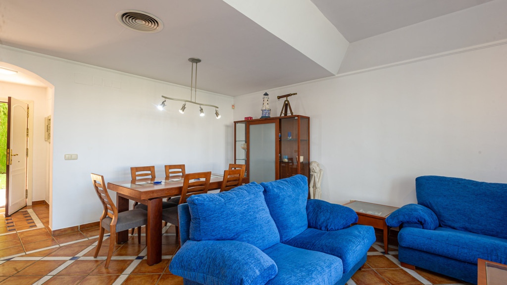 Radhus i Marbella, Malaga, Spanien 3 sovrum, 235 kvm. Nr. 104089