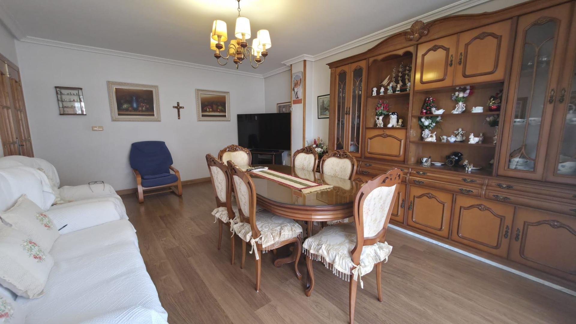 Appartamento a Torrevieja, Alicante, Spagna 3 camere da letto, 129 mq. N° 191717