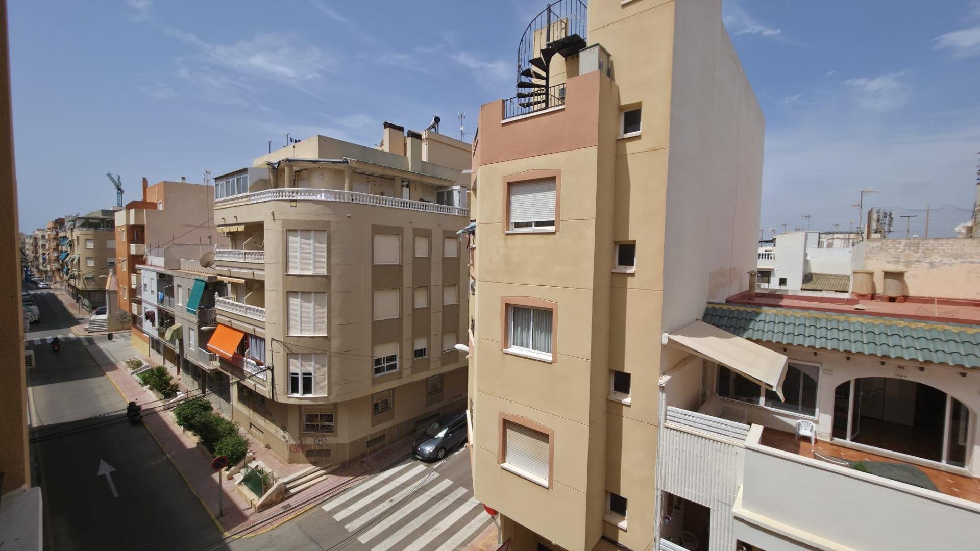 Lägenhet i Torrevieja, Alicante, Spanien 1 sovrum, 50 kvm. Nr. 191718