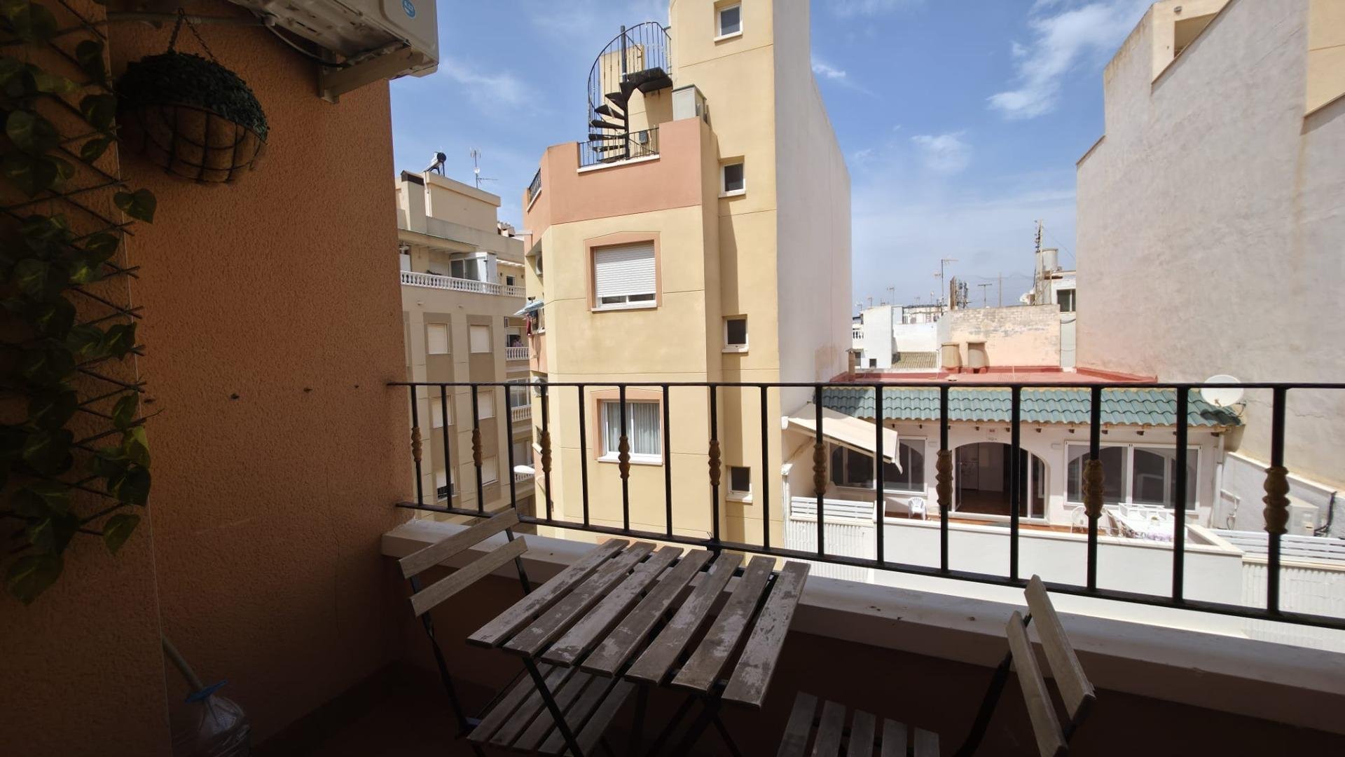 Lägenhet i Torrevieja, Alicante, Spanien 1 sovrum, 50 kvm. Nr. 191718