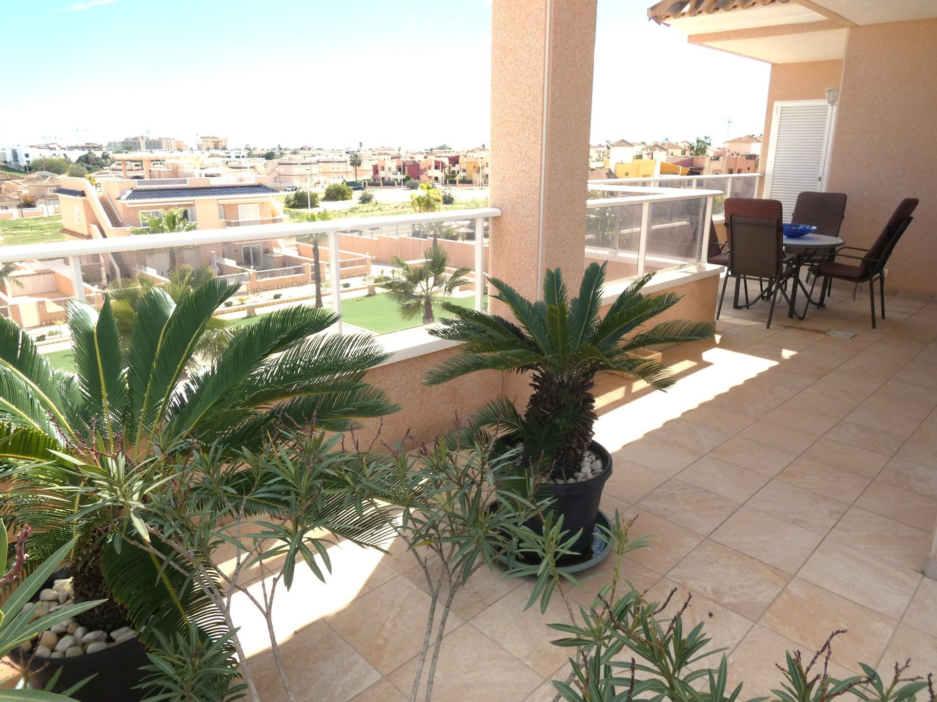 Appartamento a Torrevieja, Alicante, Spagna 3 camere da letto, 82 mq. N° 188913