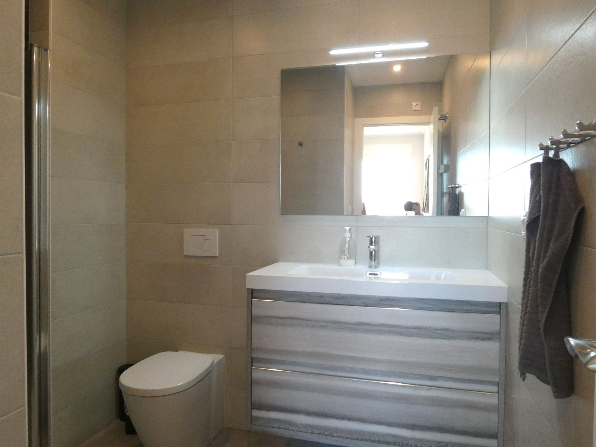 Appartamento a Torrevieja, Alicante, Spagna 3 camere da letto, 82 mq. N° 188913