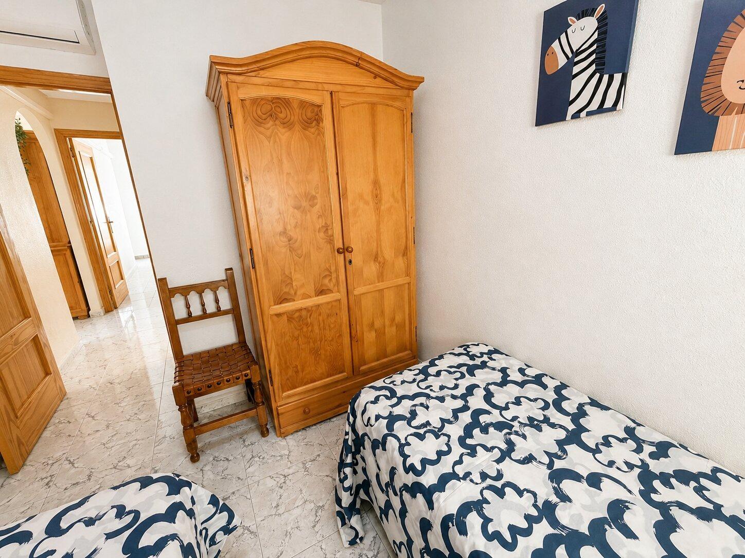 Apartamento en Torrevieja, Alicante, España 2 dormitorios, 60 m2 No. 189239