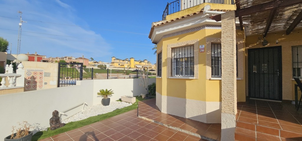 Huvila Lo Crispin, Alicante, Espanja 3 makuuhuonetta, 101 m2 No. 190392