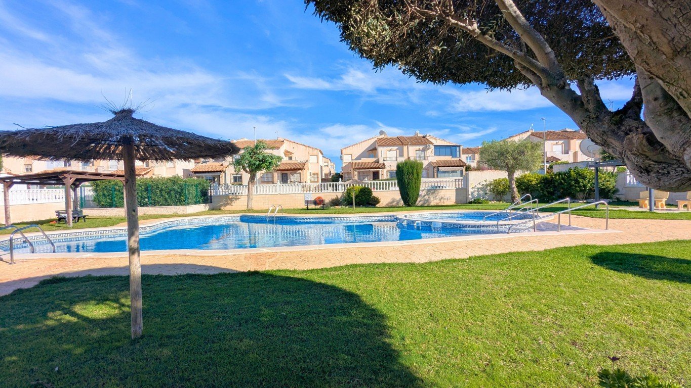 Huvila Lo Crispin, Alicante, Espanja 3 makuuhuonetta, 93 m2 No. 190391