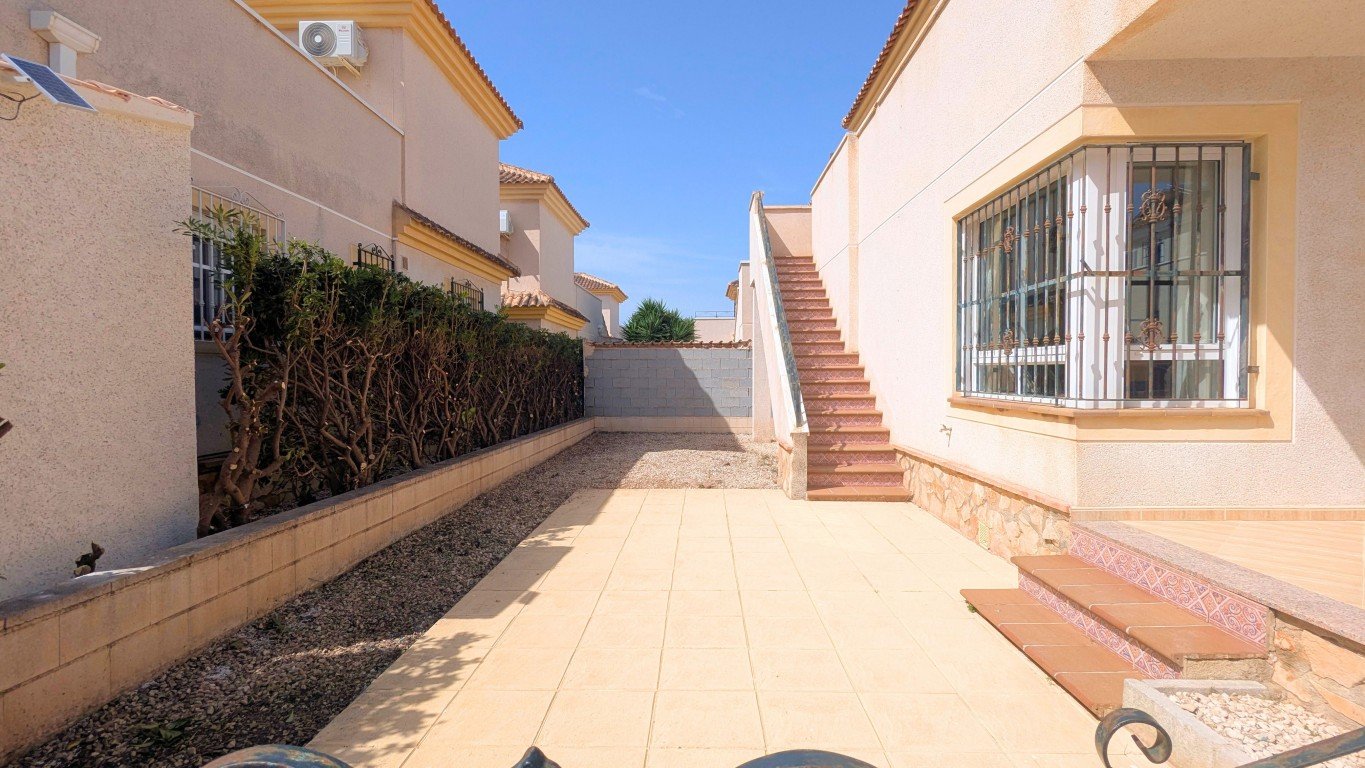 Huvila Lo Crispin, Alicante, Espanja 3 makuuhuonetta, 93 m2 No. 190391