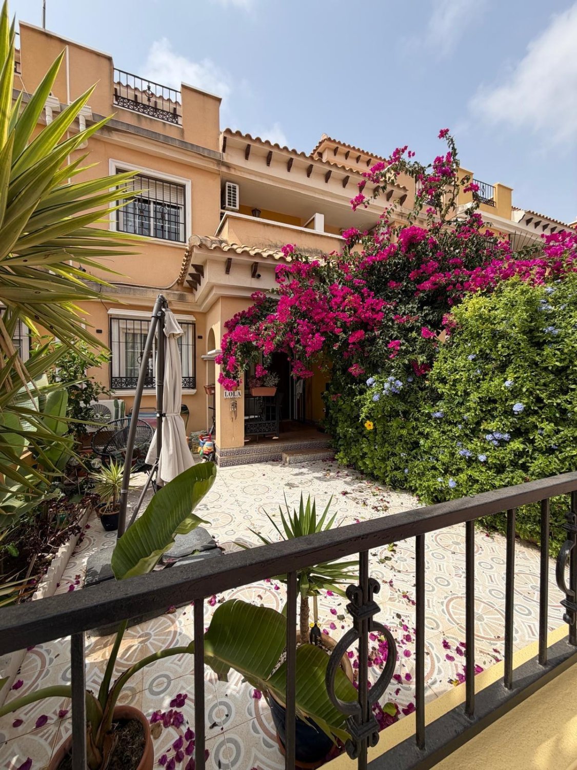 Bungalow in Torrevieja, Alicante, Spain 3 bedrooms, 85 sq.m. No. 190395