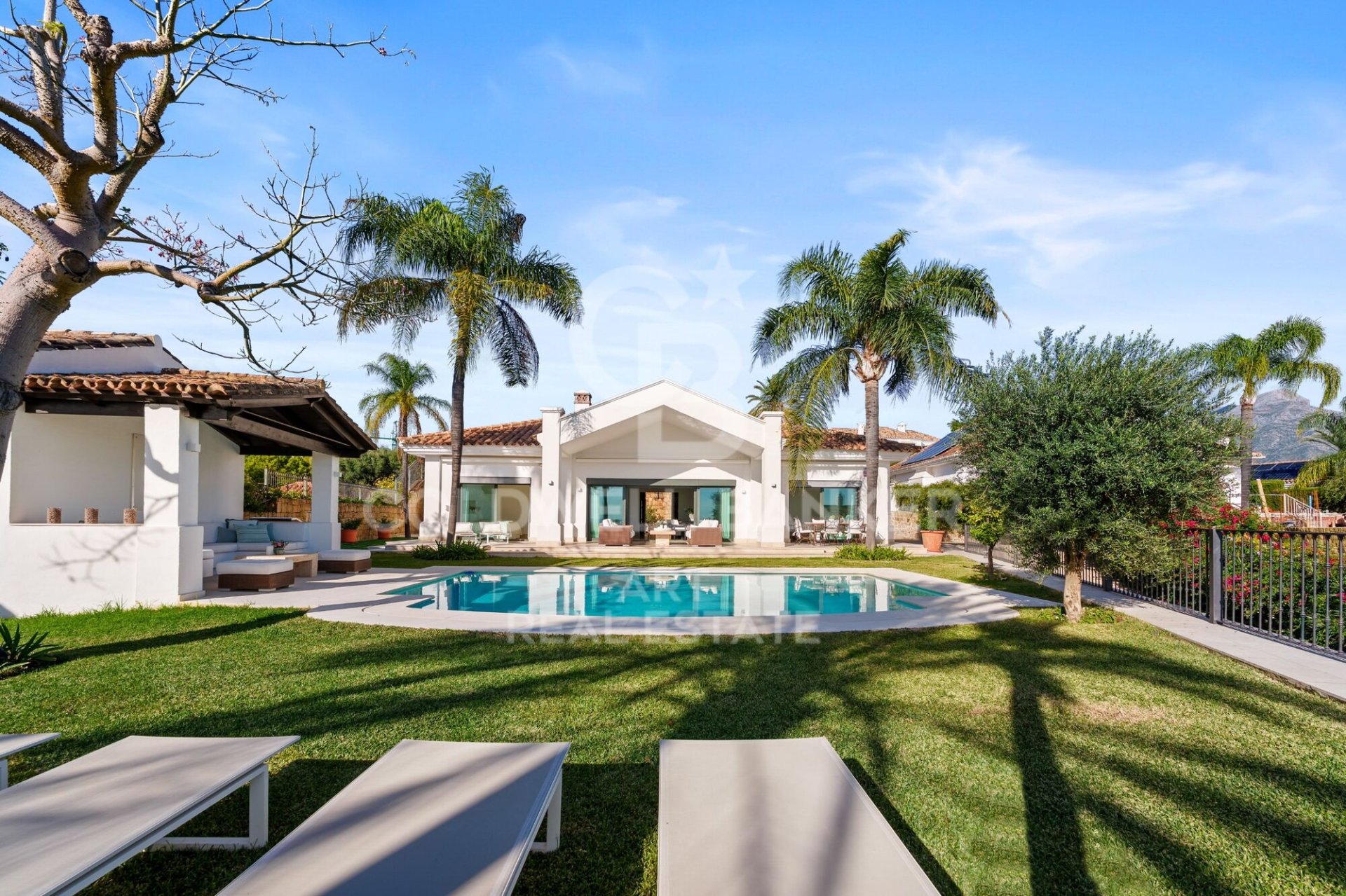 Villa Marbella, Malaga, Spānijā 4 istabas, 248 m2 Nr. 179118