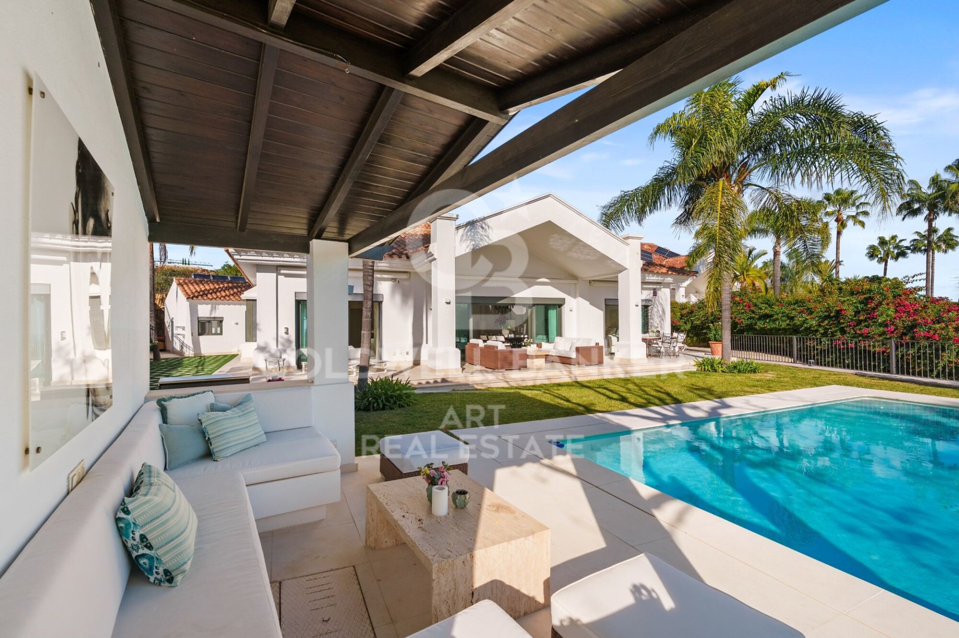 Villa Marbella, Malaga, Spānijā 4 istabas, 248 m2 Nr. 179118