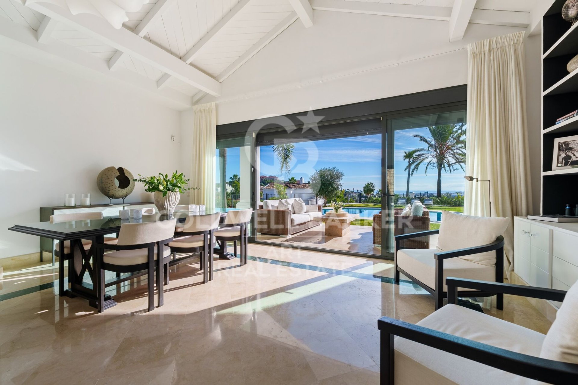 Villa Marbella, Malaga, Spānijā 4 istabas, 248 m2 Nr. 179118