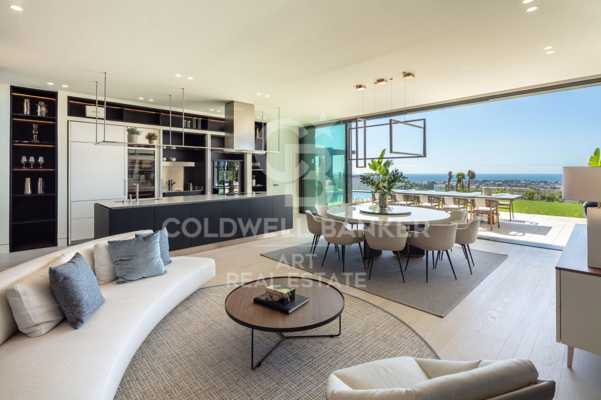Villa i Benahavis, Malaga, Spanien 7 sovrum, 851 kvm. Nr. 179119