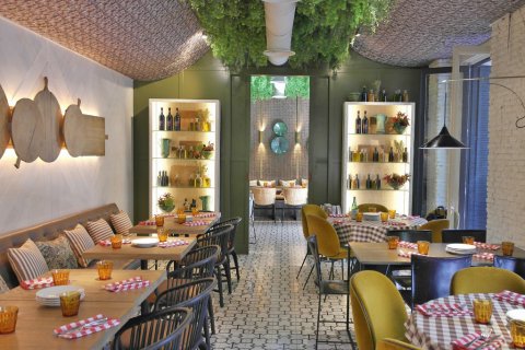 Commercial property à Eixample, Barcelona, Espagne 443 m2 No. 133476