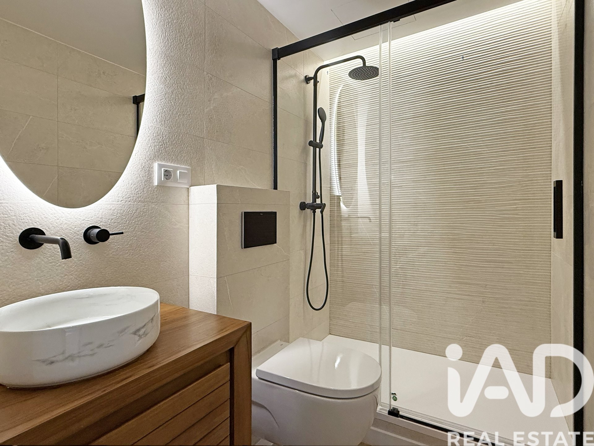 Wohnung in Barcelona, Spanien 3 Schlafzimmer, 100 m2 Nr. 152631