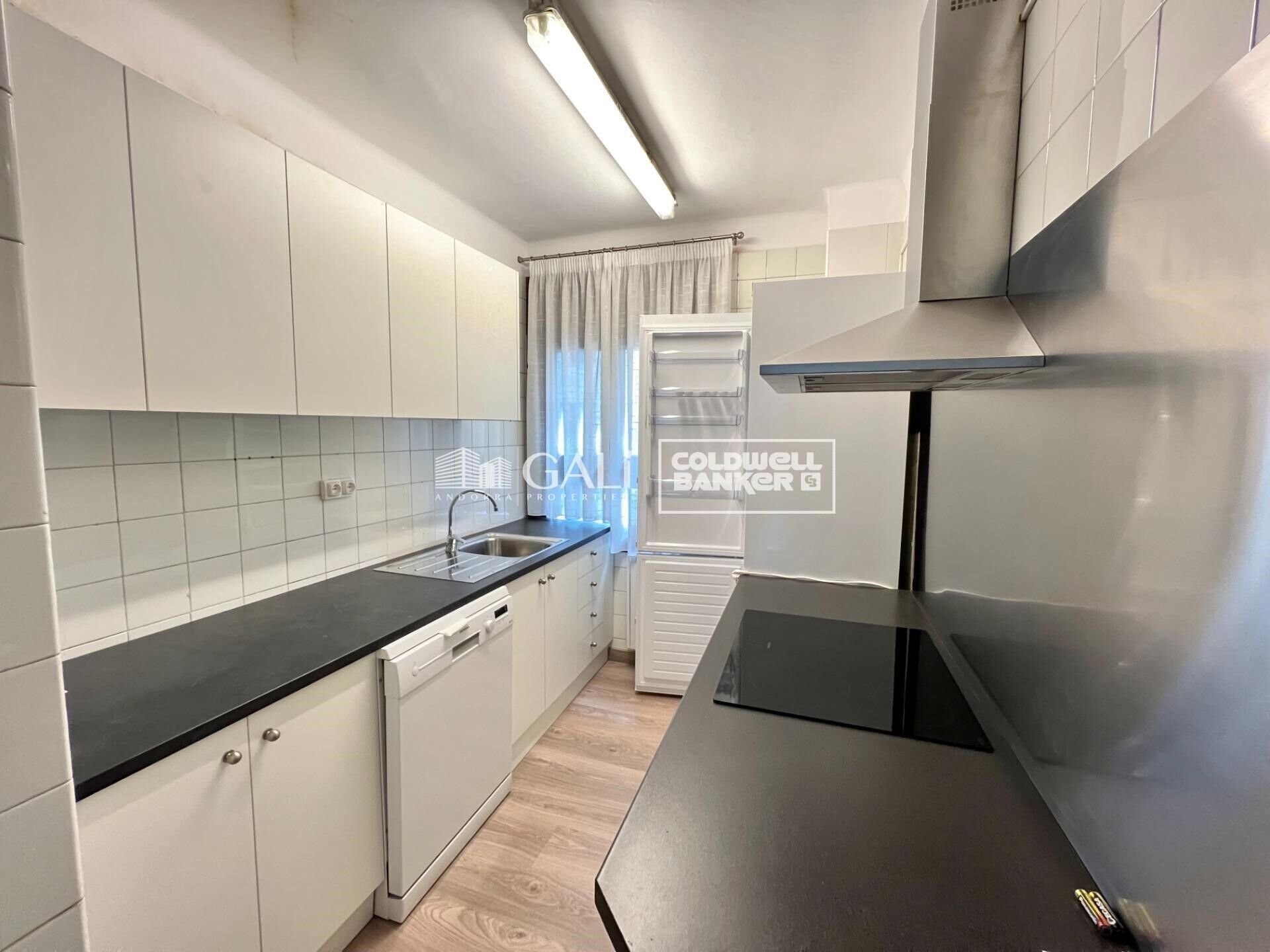 Dzīvoklis Principado De Andorra (Ninguna Poblacion Tiene C.P.), Lleida, Spānijā 4 istabas, 127 m2 Nr. 158186