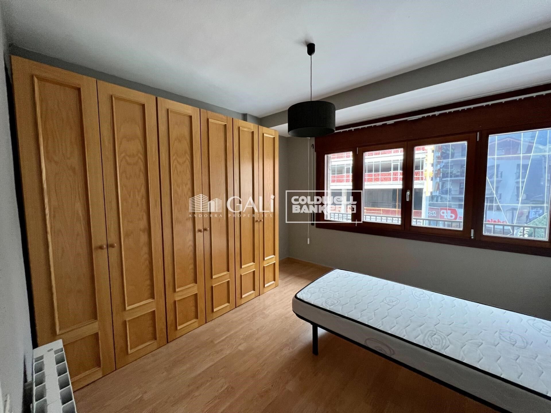 Dzīvoklis Principado De Andorra (Ninguna Poblacion Tiene C.P.), Lleida, Spānijā 4 istabas, 127 m2 Nr. 158186